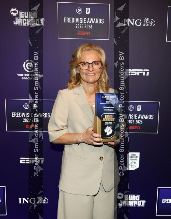 Maarssen 25 mei 2026
Voetballer van het jaar gala in de Fabrique in Maarssen . ESPN organiseert het . Sarina Wiegman kwam met haar man en kinderen . Ze kreeg de ouvre award