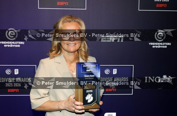 Maarssen 25 mei 2026
Voetballer van het jaar gala in de Fabrique in Maarssen . ESPN organiseert het . Sarina Wiegman kwam met haar man en kinderen . Ze kreeg de ouvre award