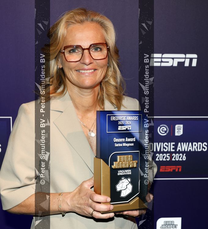 Maarssen 25 mei 2026
Voetballer van het jaar gala in de Fabrique in Maarssen . ESPN organiseert het . Sarina Wiegman kwam met haar man en kinderen . Ze kreeg de ouvre award