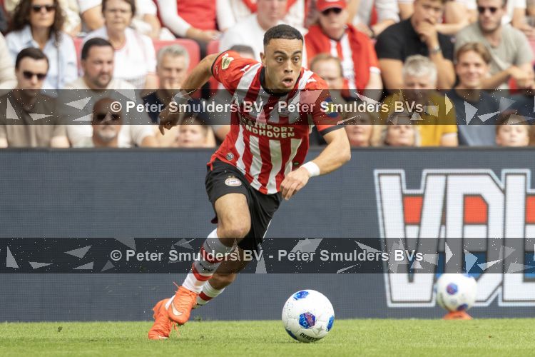 Eindhoven, 23 augustus 2026
Vriendenloterij Eredivisie
PSV - FC Groningen eindstand 5-1
Sergino Dest

Foto Carlo van Hout