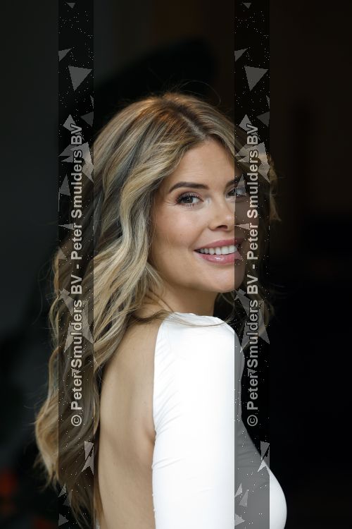 Amsterdam 18 mei 2026
Stephanie Tency in het Amstelhotel . Ze vertrekken daarna met aantal gasten met boot om half jaar van haar boek te vieren 