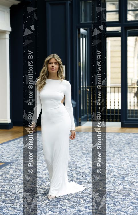 Amsterdam 18 mei 2026
Stephanie Tency in het Amstelhotel . Ze vertrekken daarna met aantal gasten met boot om half jaar van haar boek te vieren 