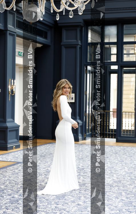 Amsterdam 18 mei 2026
Stephanie Tency in het Amstelhotel . Ze vertrekken daarna met aantal gasten met boot om half jaar van haar boek te vieren 