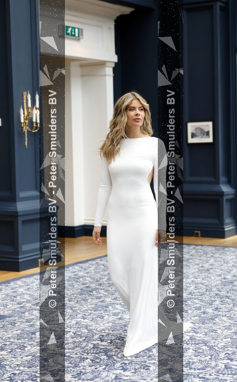 Amsterdam 18 mei 2026
Stephanie Tency in het Amstelhotel . Ze vertrekken daarna met aantal gasten met boot om half jaar van haar boek te vieren 