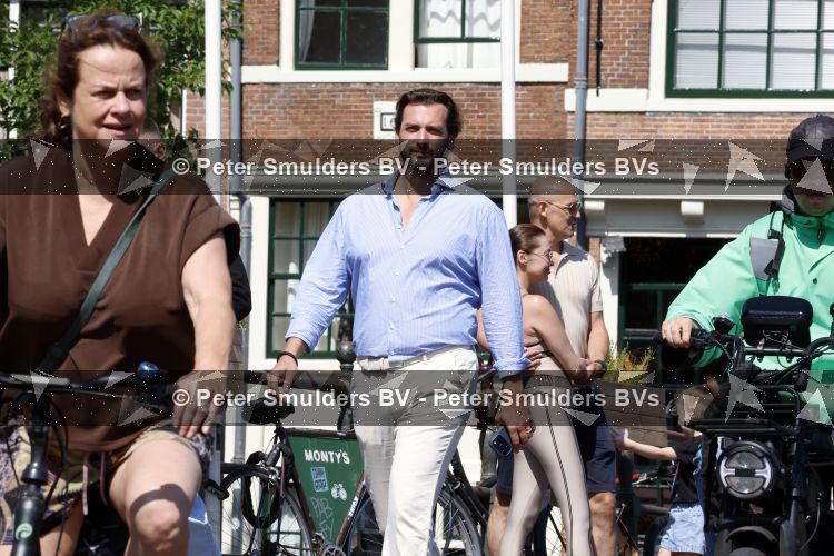 Amsterdam 10 juli 2026
Thierry Baudet wandelend door het centrum van Amsterdam .