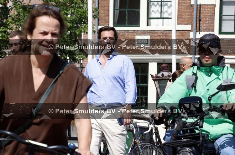 Amsterdam 10 juli 2026
Thierry Baudet wandelend door het centrum van Amsterdam .