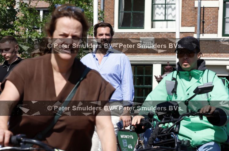 Amsterdam 10 juli 2026
Thierry Baudet wandelend door het centrum van Amsterdam .