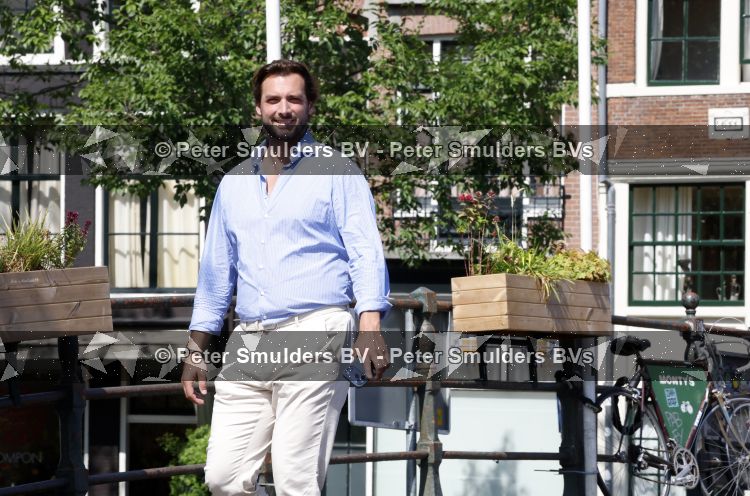 Amsterdam 10 juli 2026
Thierry Baudet wandelend door het centrum van Amsterdam .