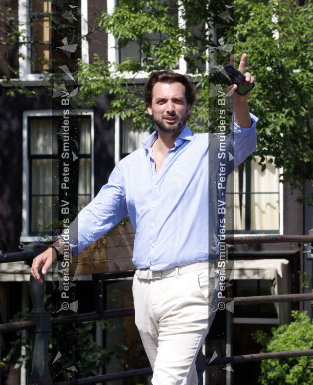 Amsterdam 10 juli 2026
Thierry Baudet wandelend door het centrum van Amsterdam .