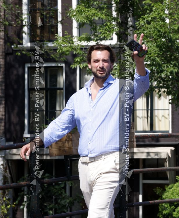 Amsterdam 10 juli 2026
Thierry Baudet wandelend door het centrum van Amsterdam .