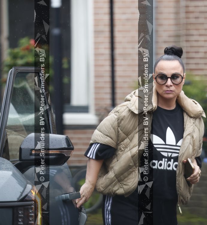 Abcoude 19 mei 2026
Trijntje Oosterhuis doet boodschappen in Abcoude 