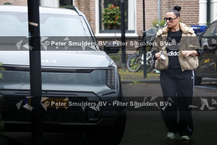 Abcoude 19 mei 2026
Trijntje Oosterhuis doet boodschappen in Abcoude 