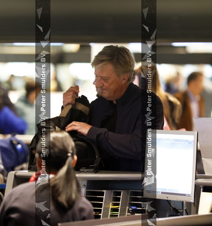 Schiphol 16 mei 2026
Wim Kieft en Michel v Egmond vertrekken met TUI vanaf Schiphol naar Curacao .