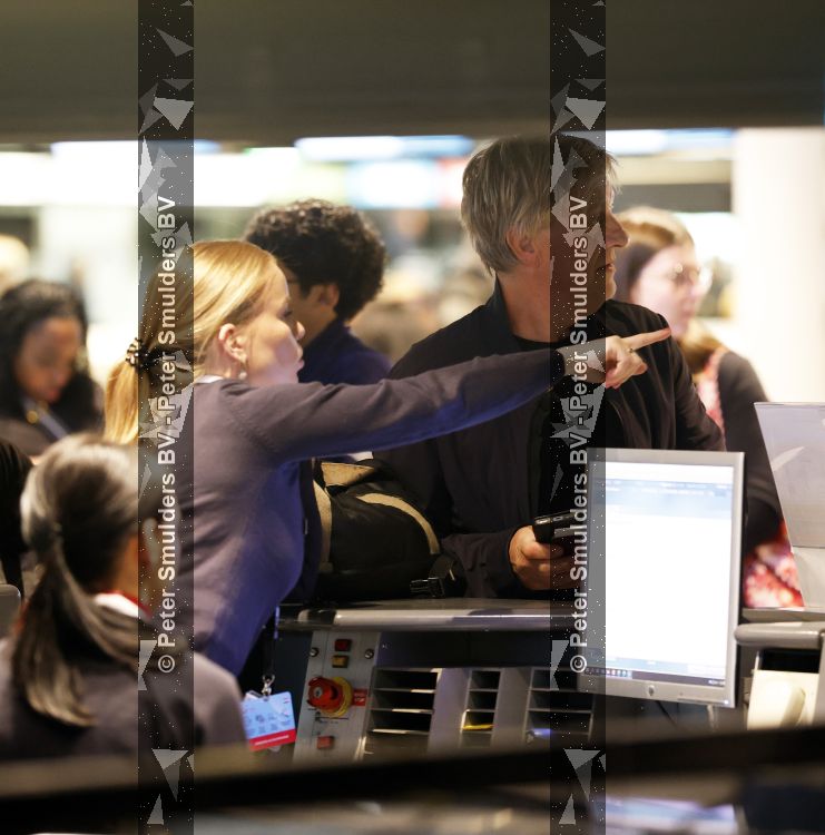 Schiphol 16 mei 2026
Wim Kieft en Michel v Egmond vertrekken met TUI vanaf Schiphol naar Curacao .