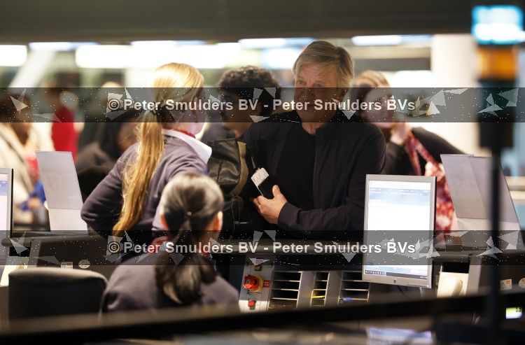 Schiphol 16 mei 2026
Wim Kieft en Michel v Egmond vertrekken met TUI vanaf Schiphol naar Curacao .