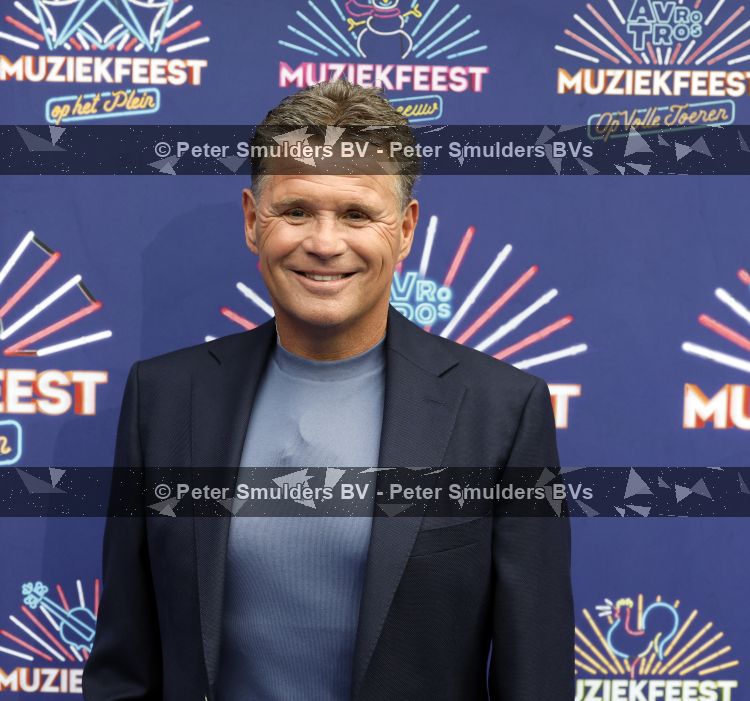 Zwolle 8 juli 2026
Muziekfeest op het Plein. Wolter Kroes 