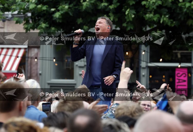 Zwolle 8 juli 2026
Muziekfeest op het Plein. Wolter Kroes 