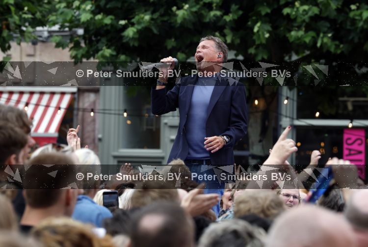 Zwolle 8 juli 2026
Muziekfeest op het Plein. Wolter Kroes 