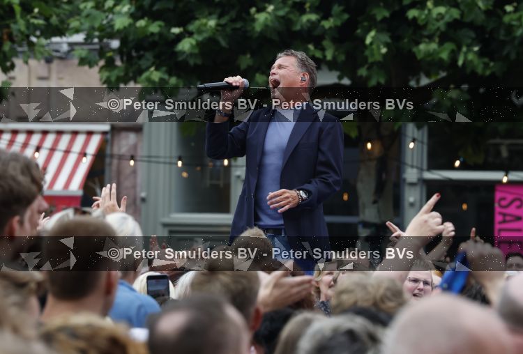 Zwolle 8 juli 2026
Muziekfeest op het Plein. Wolter Kroes 