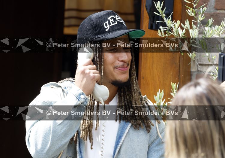 Amsterdam 1 juni 2026
Zanger Yssib met opnames videoclip 