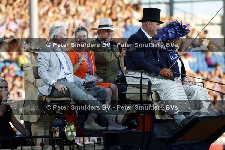 Aken 11 augustus 2026
Prinses Amalia op bezoek bij het wereldkampioenschap Paarden in Aken . Anky v Grunsven en Jos Lansink 