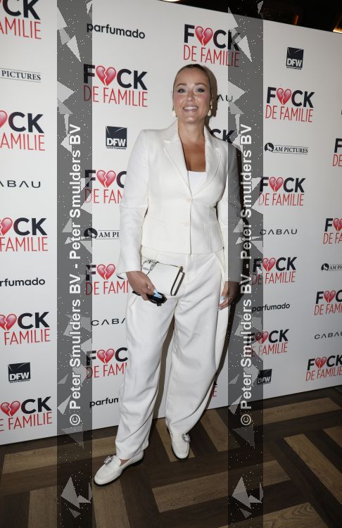 Amsterdam 31 augustus 2026
Premiere Fuck de familie in restaurantb Rotate . Beate v d Weide kwam met Sam Wagner 