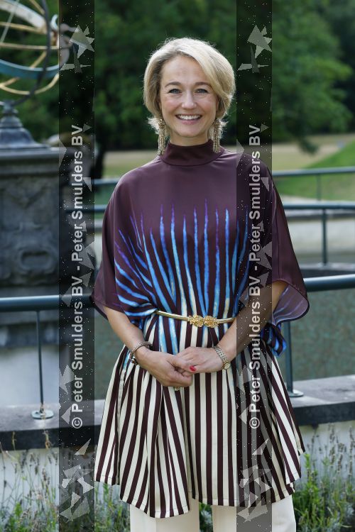 Santpoort 17 augustus 2026
Presentatie Videoland serie Maxima met de cast Natali Anna Ruben Brinkman Rosa v Leeuwen Fiene Mooij Charlotte Kampinga Teun Luijck Carolien Spoor en Sophie v Winden op landgoed Duin & Kruidberg