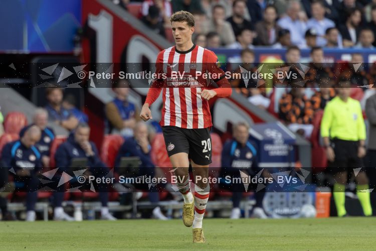Eindhoven, 10 september 2026
Eerste wedstrijd Champions League
PSV-Sjachtar, eindstand 1-1
Guus Til
Foto Carlo van Hout