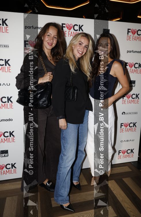 Amsterdam 31 augustus 2026
Premiere Fuck de familie in restaurant Rotate . Iris Enthoven en Nina Warink