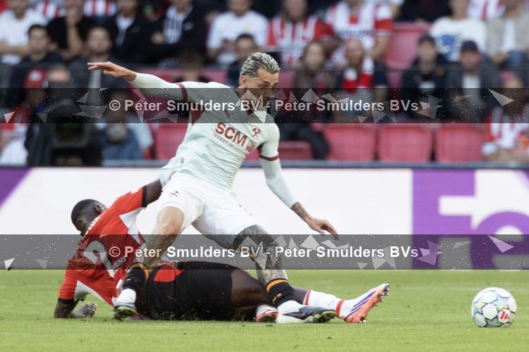 Eindhoven, 10 september 2026
Eerste wedstrijd Champions League
PSV-Sjachtar, eindstand 1-1
Lutsharel Geertruida
Foto Carlo van Hout
