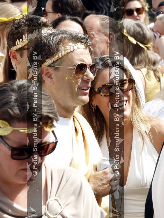 Amsterdam 1 augustus 2026
Malou Petter met haar vriend Sil v d  Wees tijdens de Gay Pride op de AVRO TROS Boot