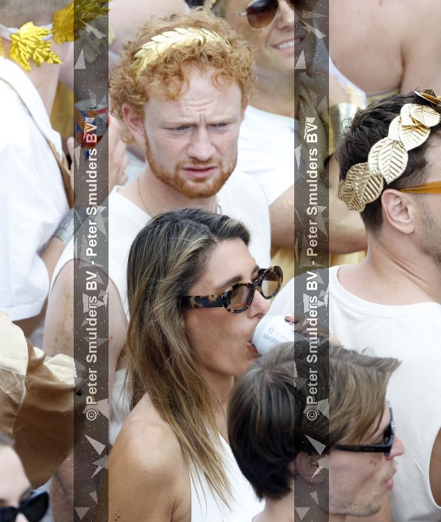 Amsterdam 1 augustus 2026
Malou Petter met haar vriend Sil v d  Wees tijdens de Gay Pride op de AVRO TROS Boot