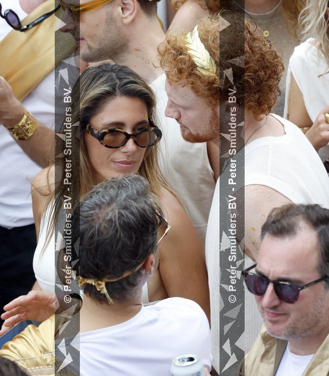 Amsterdam 1 augustus 2026
Malou Petter met haar vriend Sil v d  Wees tijdens de Gay Pride op de AVRO TROS Boot