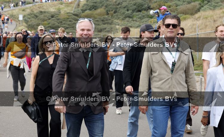 Amsterdam 23 augustus 2026
De laatse Grand Prix F1 op het circuit van Zandvoort . Marc v Deursen met zijn vrouw en vrienden
