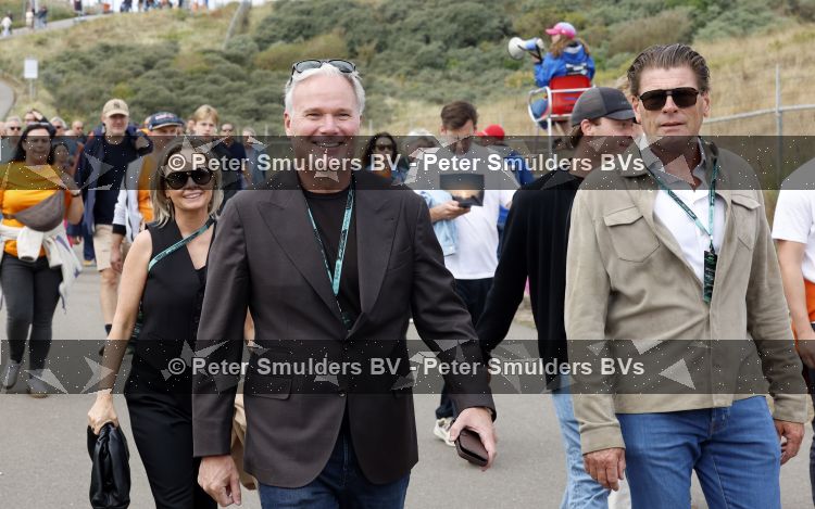 Amsterdam 23 augustus 2026
De laatse Grand Prix F1 op het circuit van Zandvoort . Marc v Deursen met zijn vrouw en vrienden