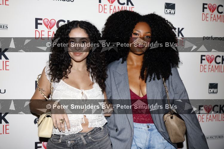 Amsterdam 31 augustus 2026
Premiere Fuck de familie in restaurant Rotate . Marwa Omari kwam met een vriendin