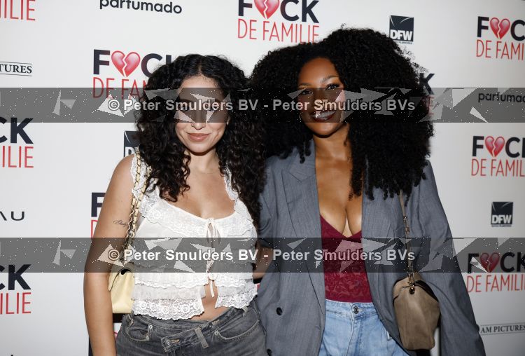 Amsterdam 31 augustus 2026
Premiere Fuck de familie in restaurant Rotate . Marwa Omari kwam met een vriendin
