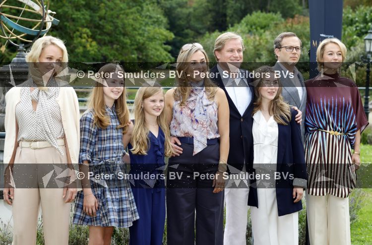 Santpoort 17 augustus 2026
Presentatie Videoland serie Maxima met de cast Natali Anna Ruben Brinkman Rosa v Leeuwen Fiene Mooij Charlotte Kampinga Teun Luijck Carolien Spoor en Sophie v Winden op landgoed Duin & Kruidberg