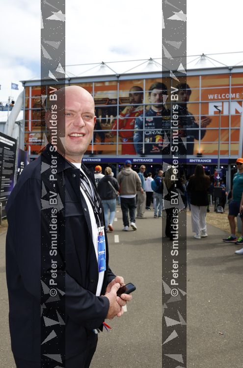 Amsterdam 23 augustus 2026
De laatse Grand Prix F1 op het circuit van Zandvoort . Michael v Gerwen kwam met een vriend