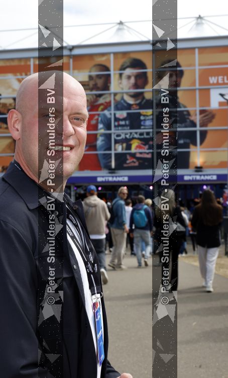 Amsterdam 23 augustus 2026
De laatse Grand Prix F1 op het circuit van Zandvoort . Michael v Gerwen kwam met een vriend