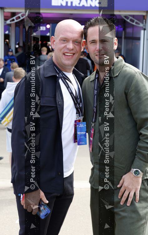 Amsterdam 23 augustus 2026
De laatse Grand Prix F1 op het circuit van Zandvoort . Michael v Gerwen kwam met een vriend