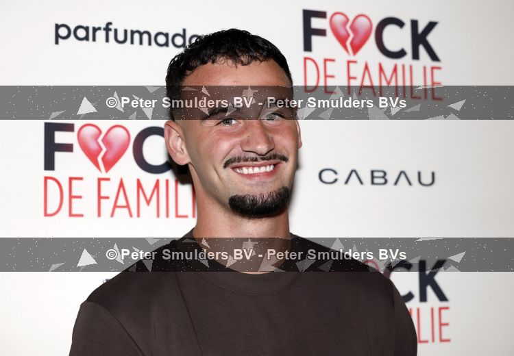 Amsterdam 31 augustus 2026
Premiere Fuck de familie in restaurant Rotate . Mingus Claessen 