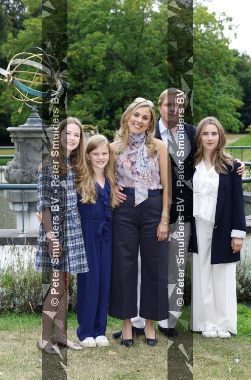 Santpoort 17 augustus 2026
Presentatie Videoland serie Maxima met de cast Natali Anna Ruben Brinkman Rosa v Leeuwen Fiene Mooij Charlotte Kampinga Teun Luijck Carolien Spoor en Sophie v Winden op landgoed Duin & Kruidberg