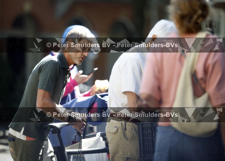 Amsterdam 8 augustus 2026
Prins Maurits en Prinses Marilene doen boodschappen  in Amsterdam zuid