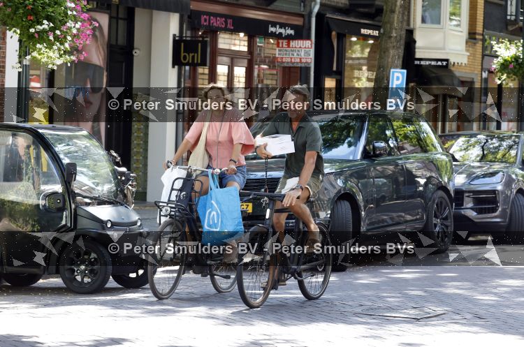 Amsterdam 8 augustus 2026
Prins Maurits en Prinses Marilene doen boodschappen  in Amsterdam zuid