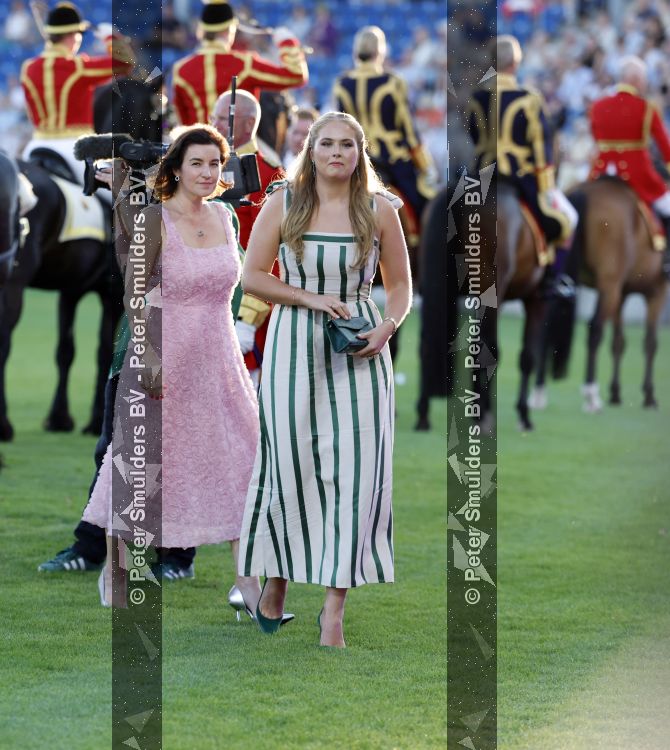 Aken 11 augustus 2026
Prinses Amalia op bezoek bij het wereldkampioenschap Paarden in Aken . ook de deense Koningin Mary van Denemarken was aanwezig alsmede Prinses Benedikte van Denemarken , Infante Elena van Spanje en Zara Tindall .