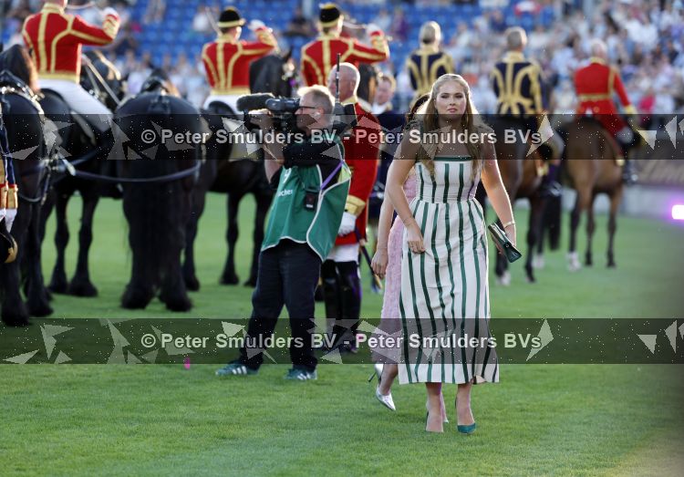 Aken 11 augustus 2026
Prinses Amalia op bezoek bij het wereldkampioenschap Paarden in Aken . ook de deense Koningin Mary van Denemarken was aanwezig alsmede Prinses Benedikte van Denemarken , Infante Elena van Spanje en Zara Tindall .
