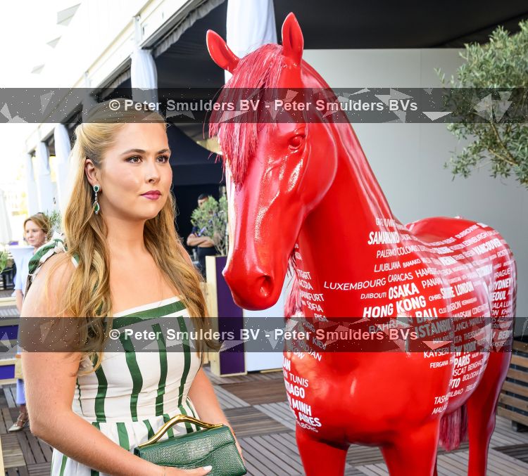 Aken 11 augustus 2026
Prinses Amalia op bezoek bij het wereldkampioenschap Paarden in Aken . ook de deense Koningin Mary van Denemarken was aanwezig alsmede Prinses Benedikte van Denemarken , Infante Elena van Spanje en Zara Tindall .