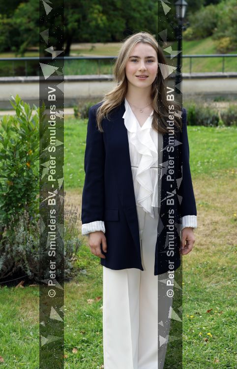 Santpoort 17 augustus 2026
Presentatie Videoland serie Maxima met de cast Natali Anna Ruben Brinkman Rosa v Leeuwen Fiene Mooij Charlotte Kampinga Teun Luijck Carolien Spoor en Sophie v Winden op landgoed Duin & Kruidberg