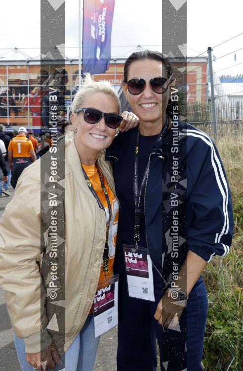 Amsterdam 23 augustus 2026
De laatse Grand Prix F1 op het circuit van Zandvoort . Samantha Steenwijk met partner